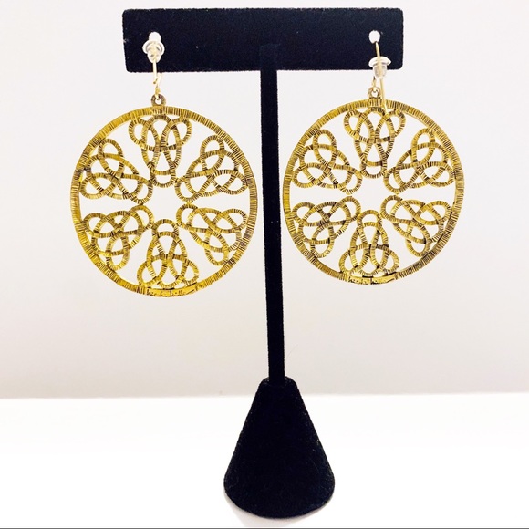 Nicole Miller Gold Celtic knot Hoop earrings - Picture 3 of 8